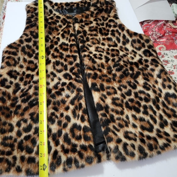 Talbots Leopard Print Faux Fur Fuzzy Vest - Picture 6 of 6